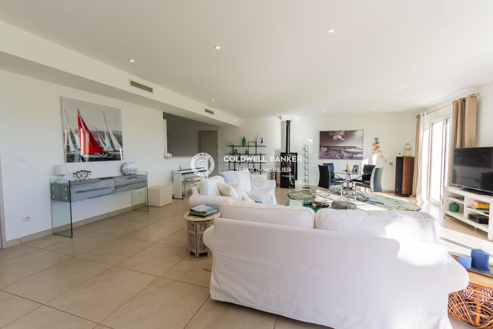 Maison à vendre, 130m², Cogolin