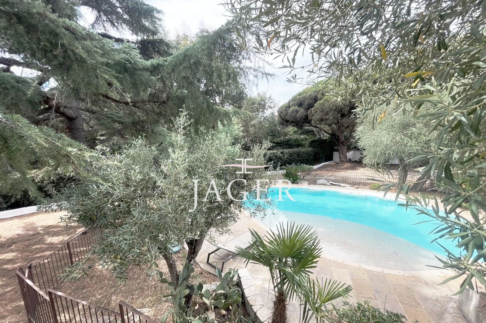 Maison à vendre, 210m², Grimaud