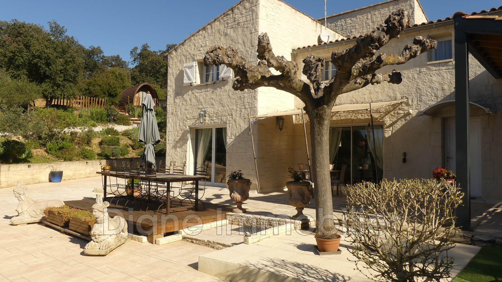 Maison à vendre, 162m², Bellegarde