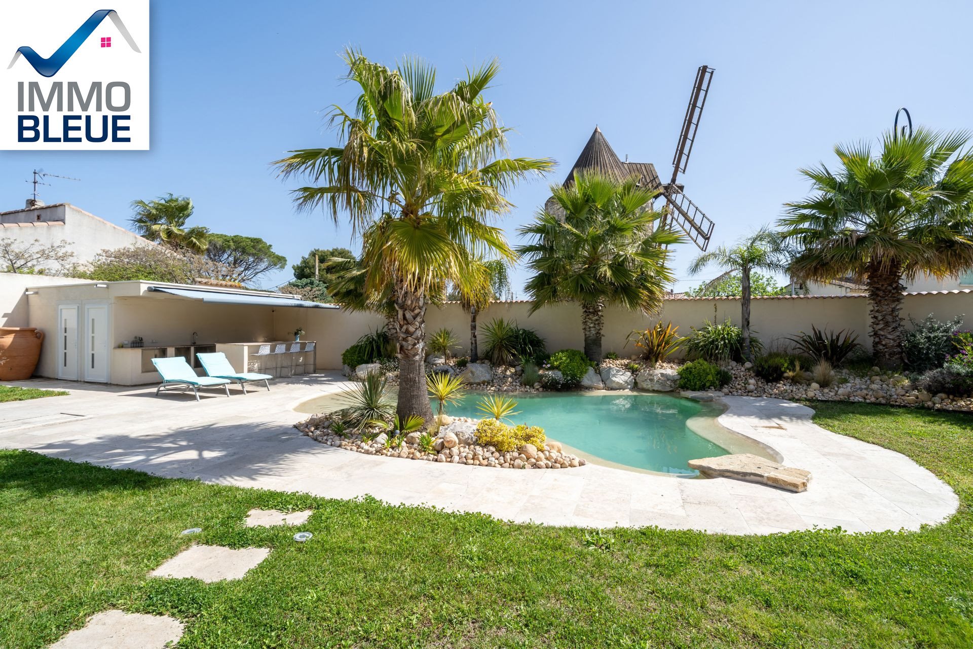 Maison à vendre, 270m², Saint-Mitre-les-Remparts