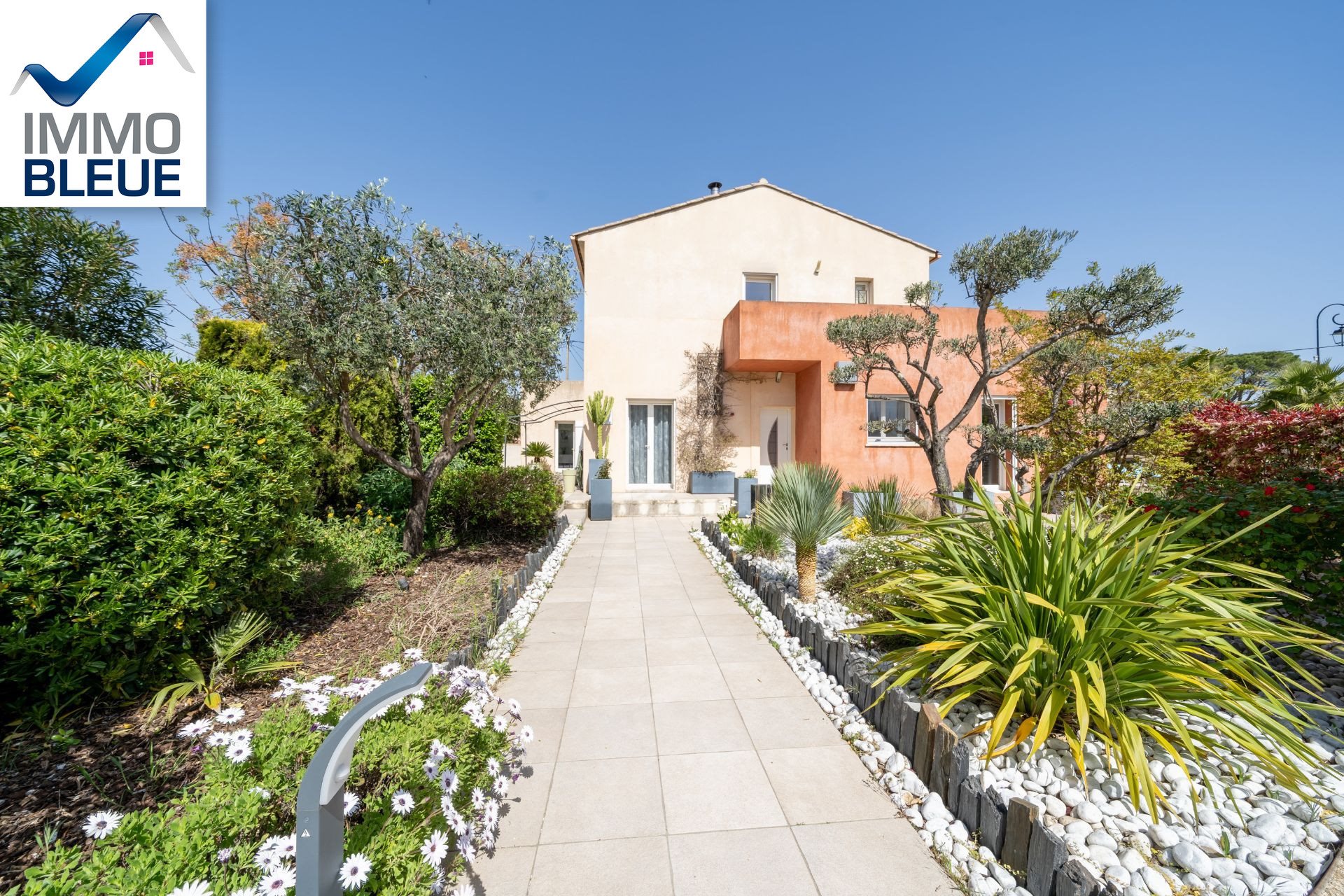 Maison à vendre, 270m², Saint-Mitre-les-Remparts