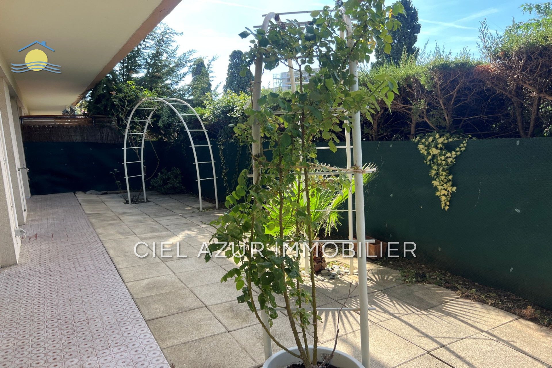 Appartement à louer, 58m², Antibes