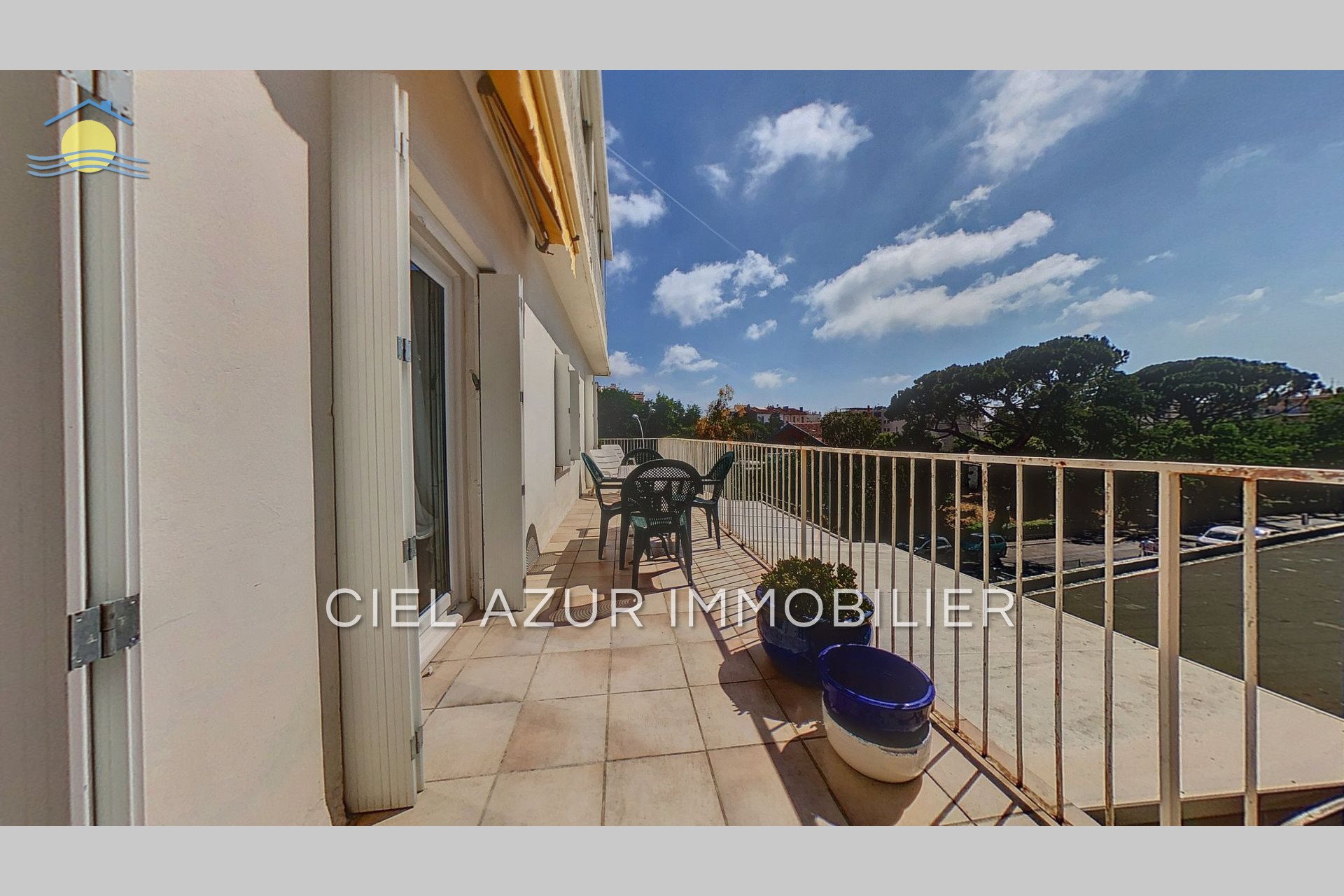 Appartement à louer, 55m², Juan-les-Pins