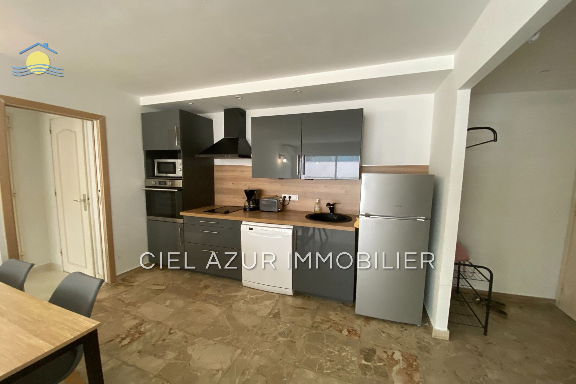 Appartement à louer, 50m², Antibes