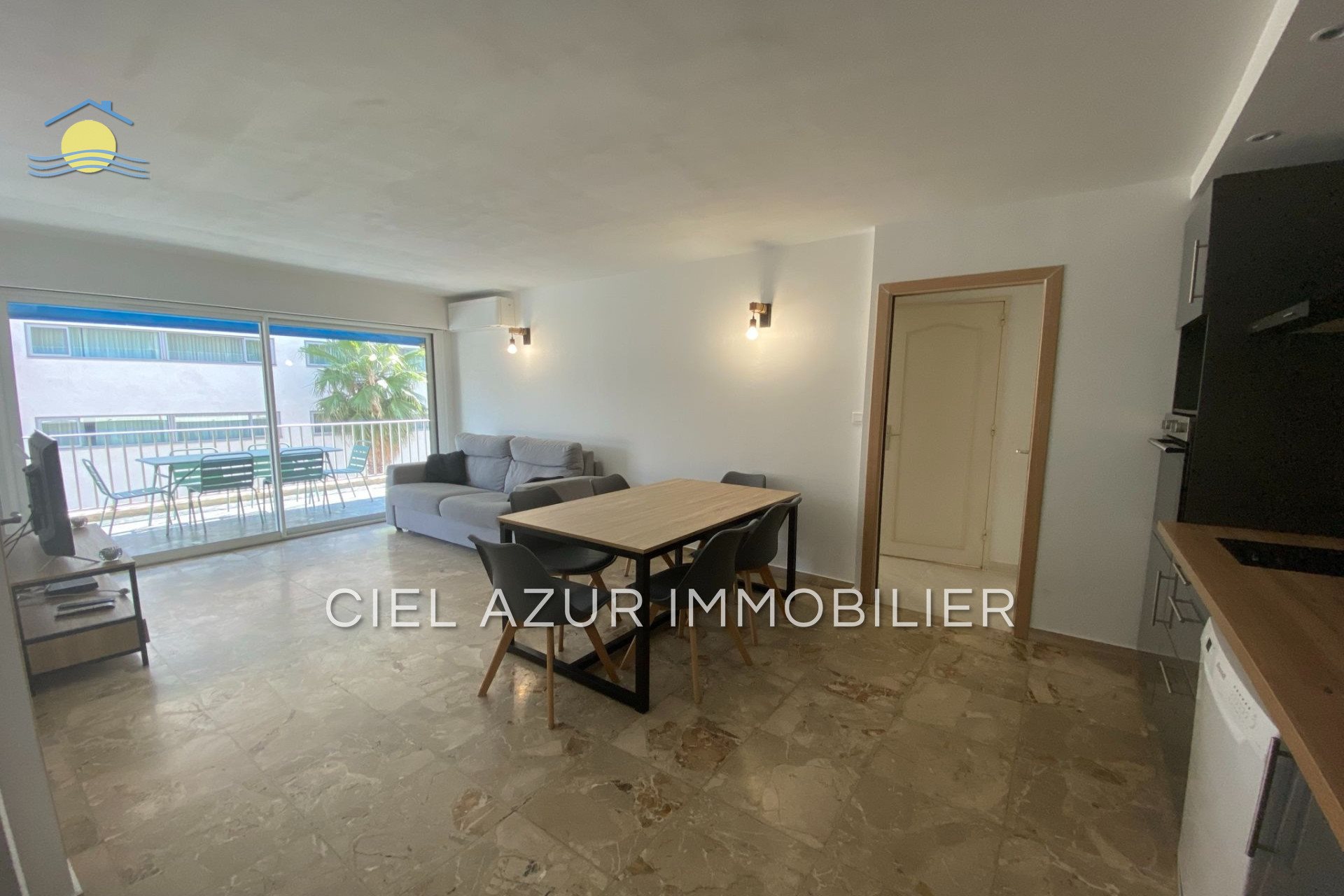 Appartement à louer, 50m², Antibes