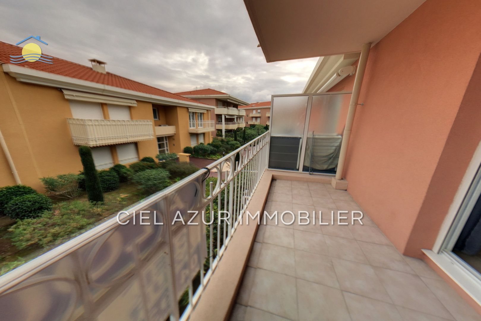 Appartement à louer, 30m², Juan-les-Pins