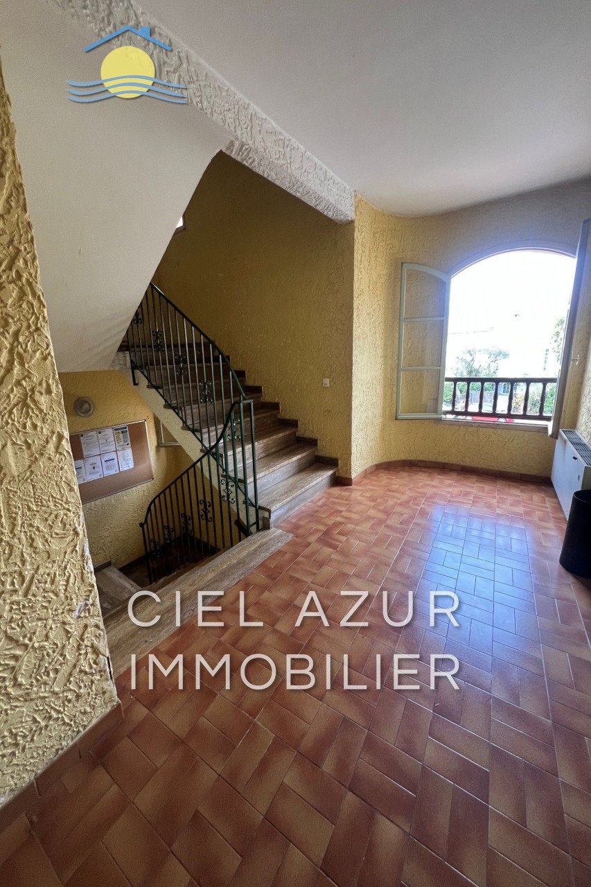 Appartement à louer, 21m², Villeneuve-Loubet
