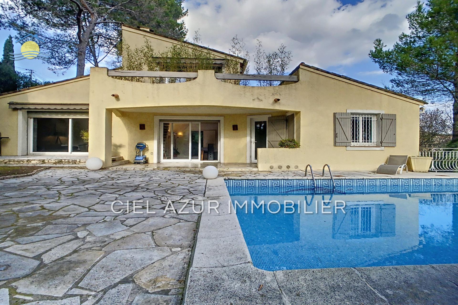 Maison à vendre, 211m², Mougins