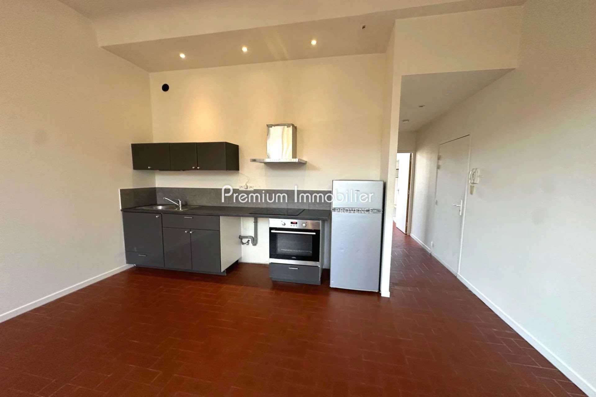 Appartement à vendre, 55m², Le Puy-Sainte-Réparade