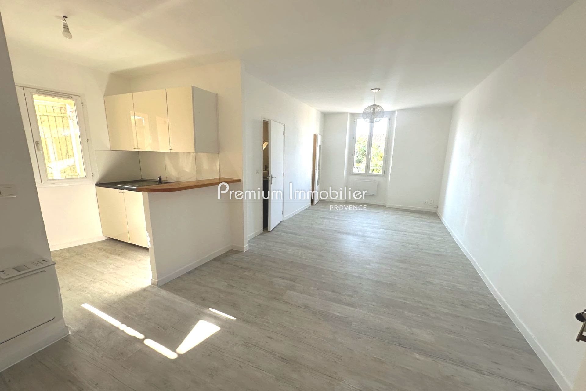 Appartement à vendre, 41m², Le Puy-Sainte-Réparade