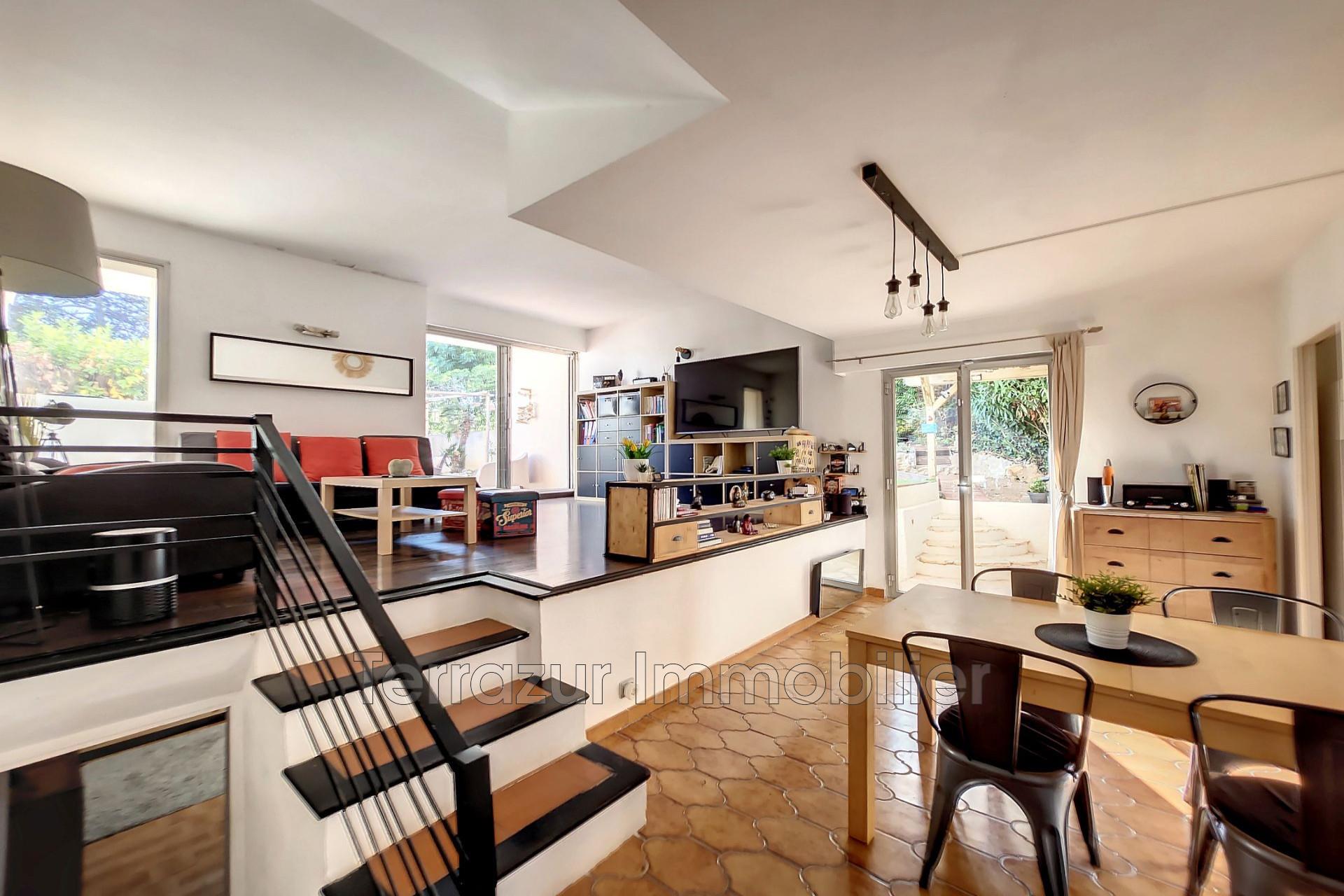 Appartement à vendre, 82m², Golfe-Juan