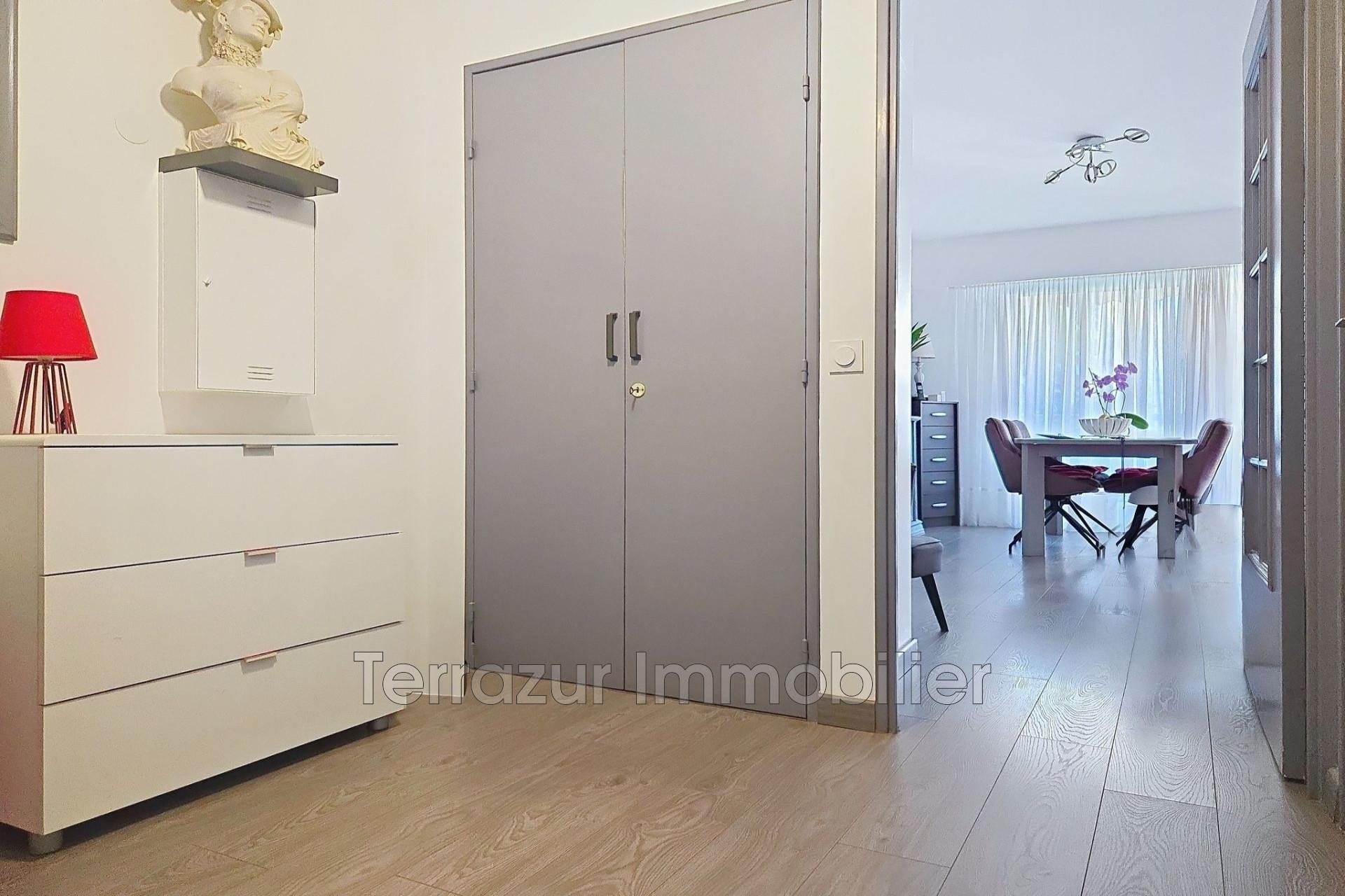 Appartement à vendre, 45m², Golfe-Juan