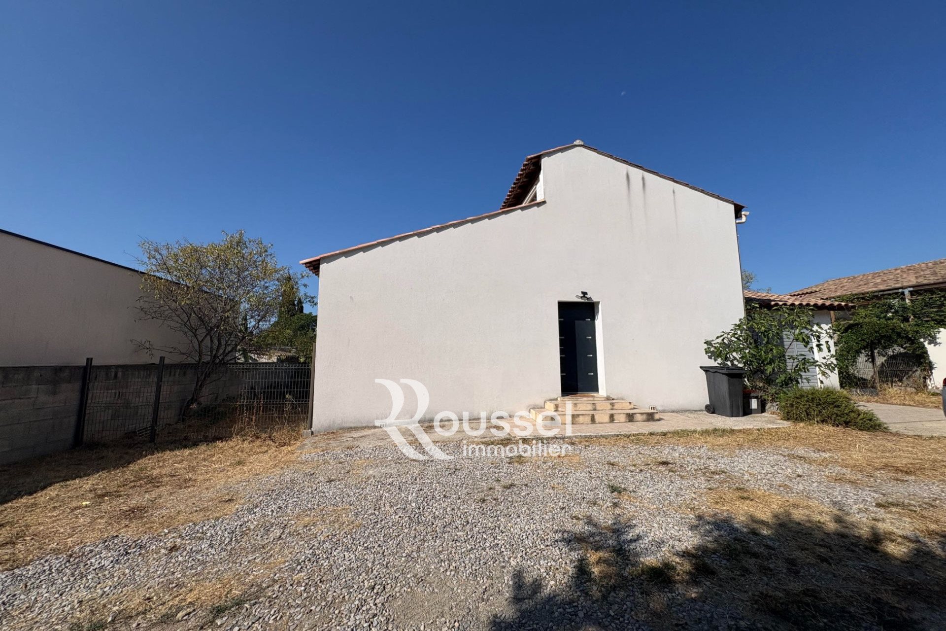 Maison à louer, 77m², Cournonsec