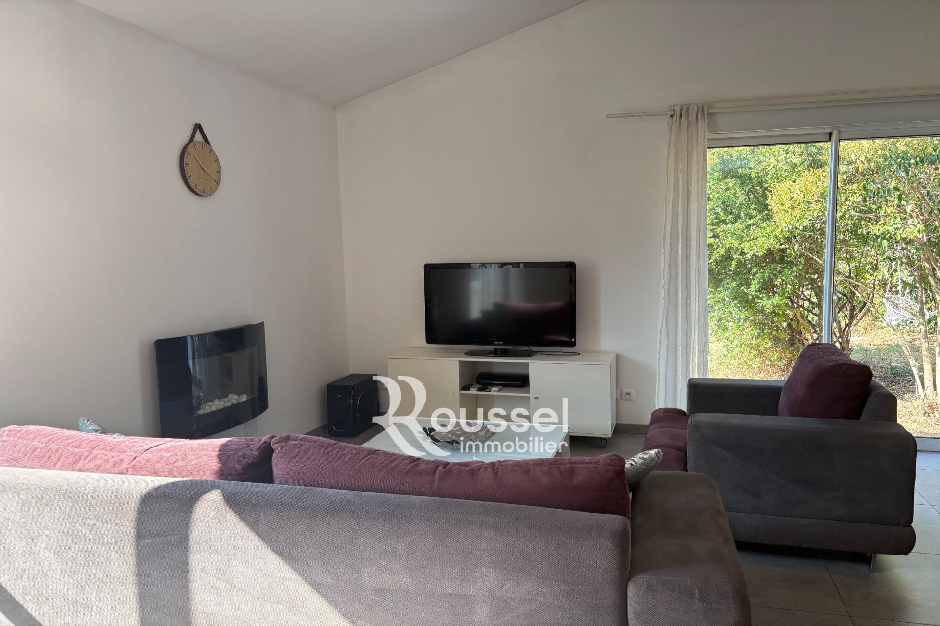 Maison à louer, 77m², Cournonsec