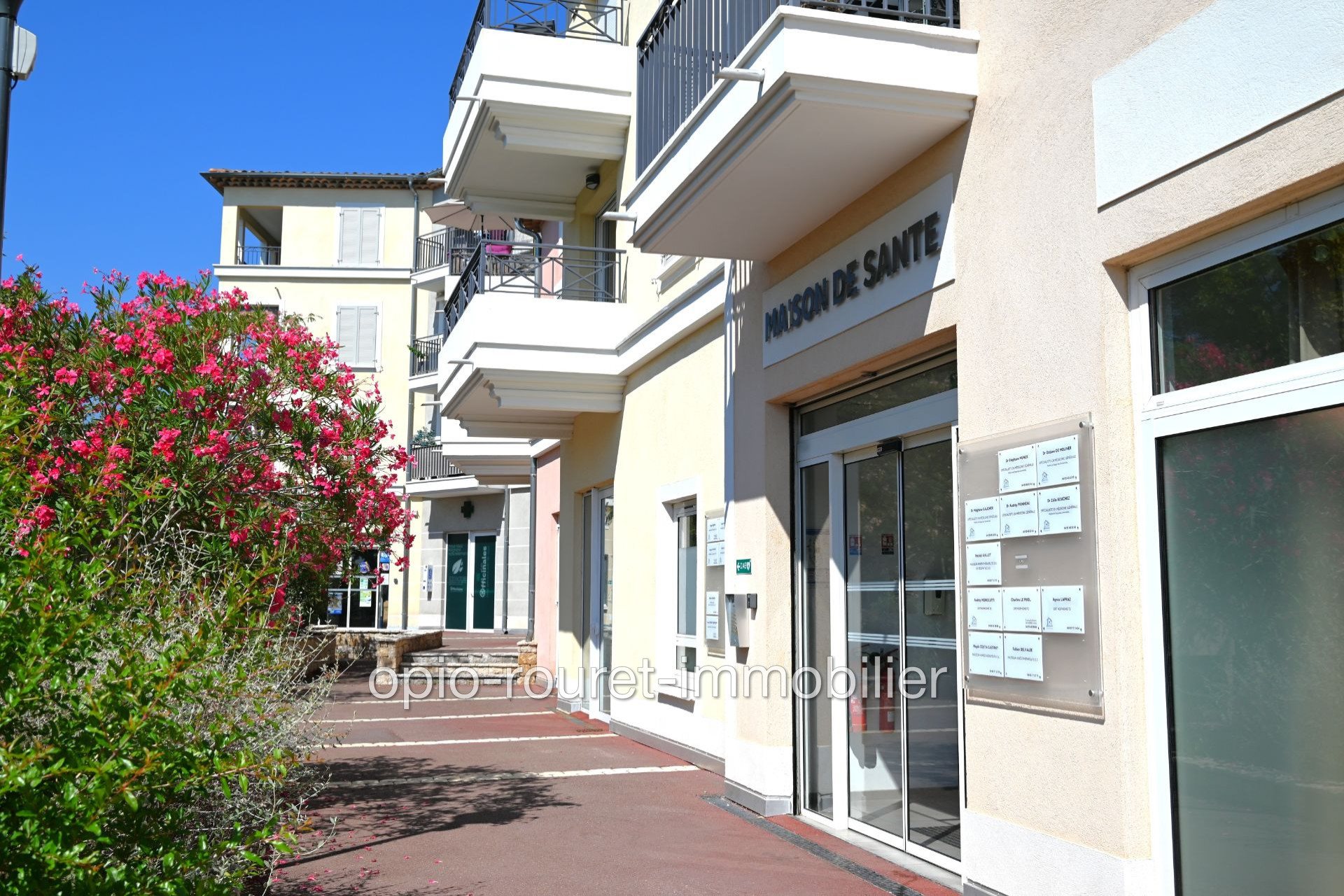 Appartement à vendre, 66m², Le Rouret