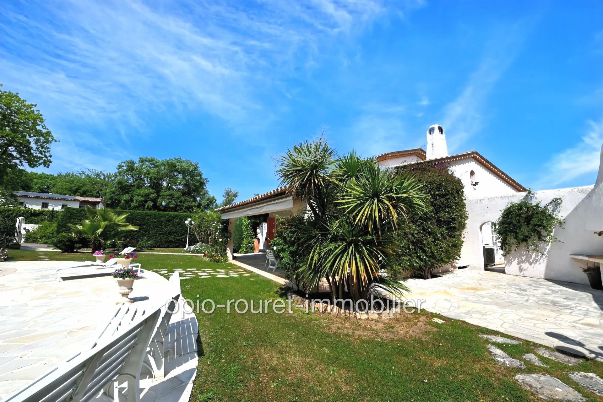 Maison à vendre, 301m², Le Rouret