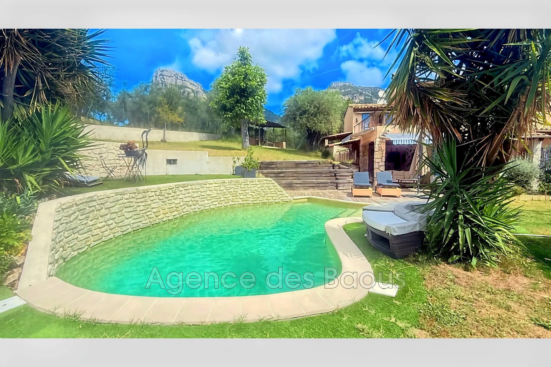 Maison à vendre, 180m², La Gaude