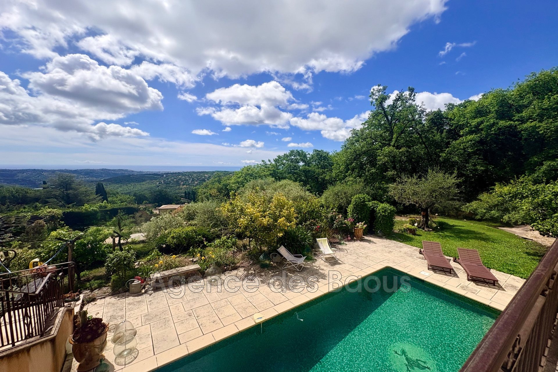 Maison à vendre, 254m², Saint-Jeannet