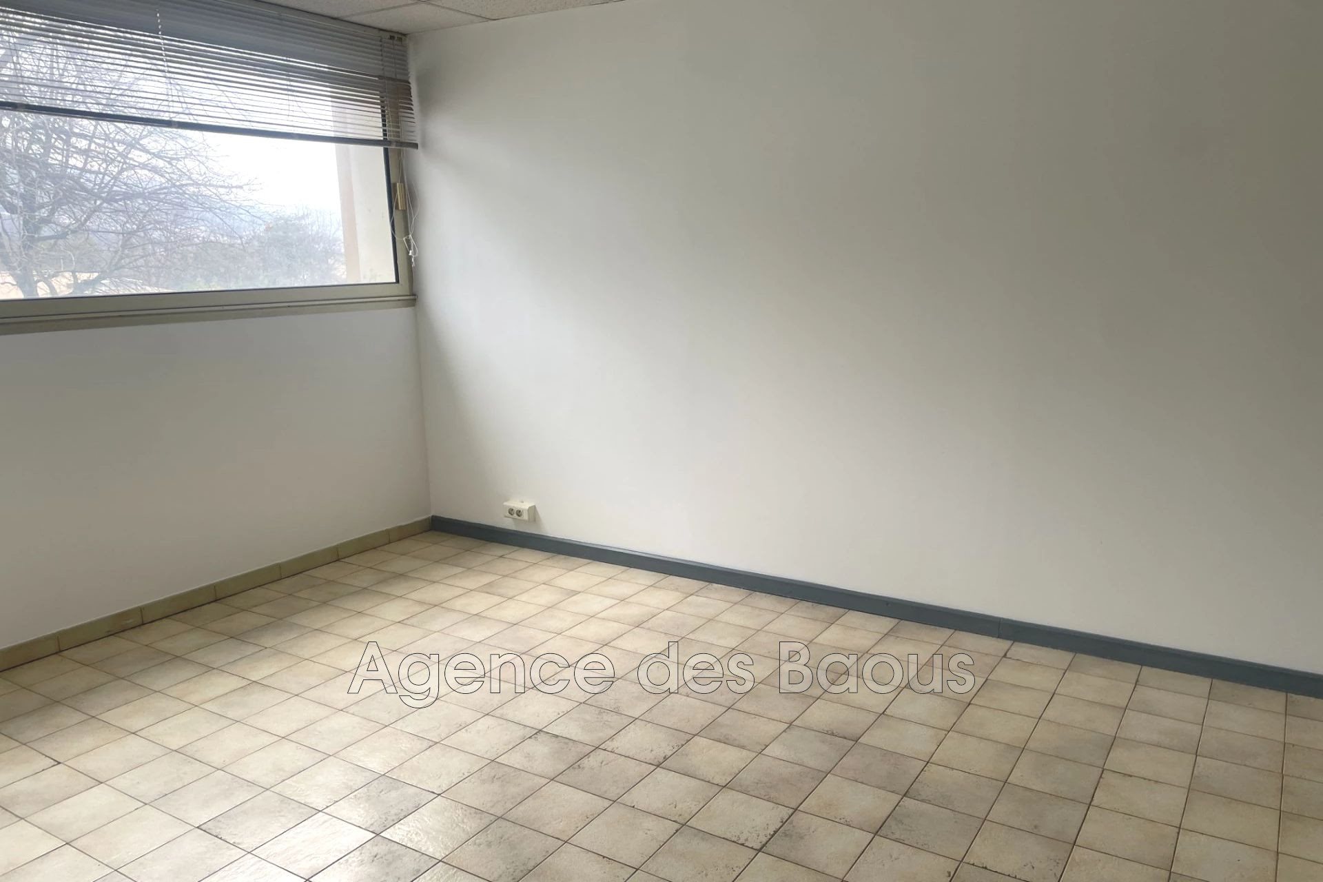 Maison à louer, 80m², La Gaude