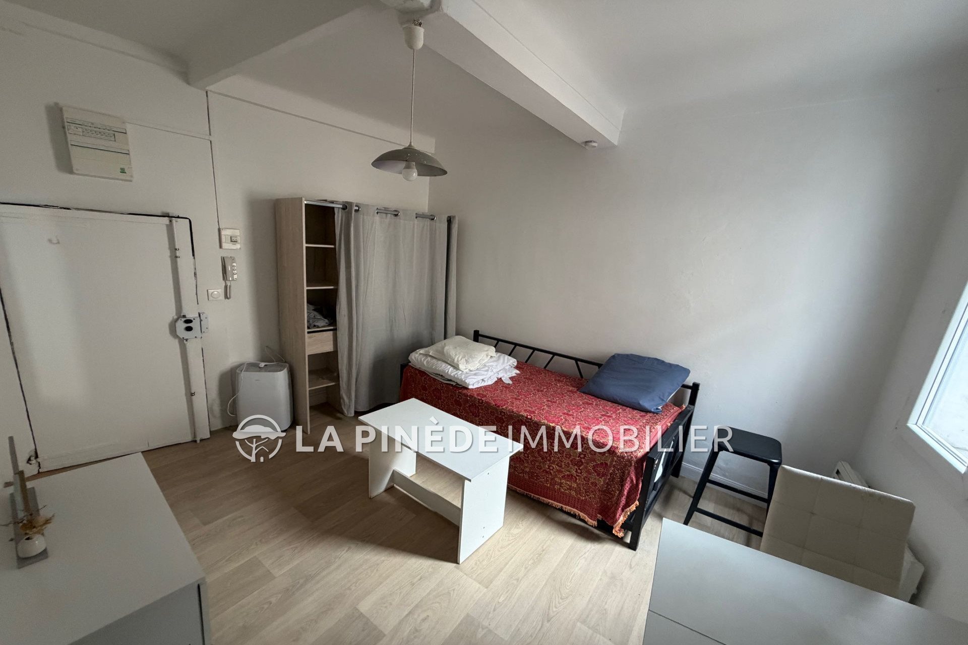Appartement à louer, 16m², Grasse