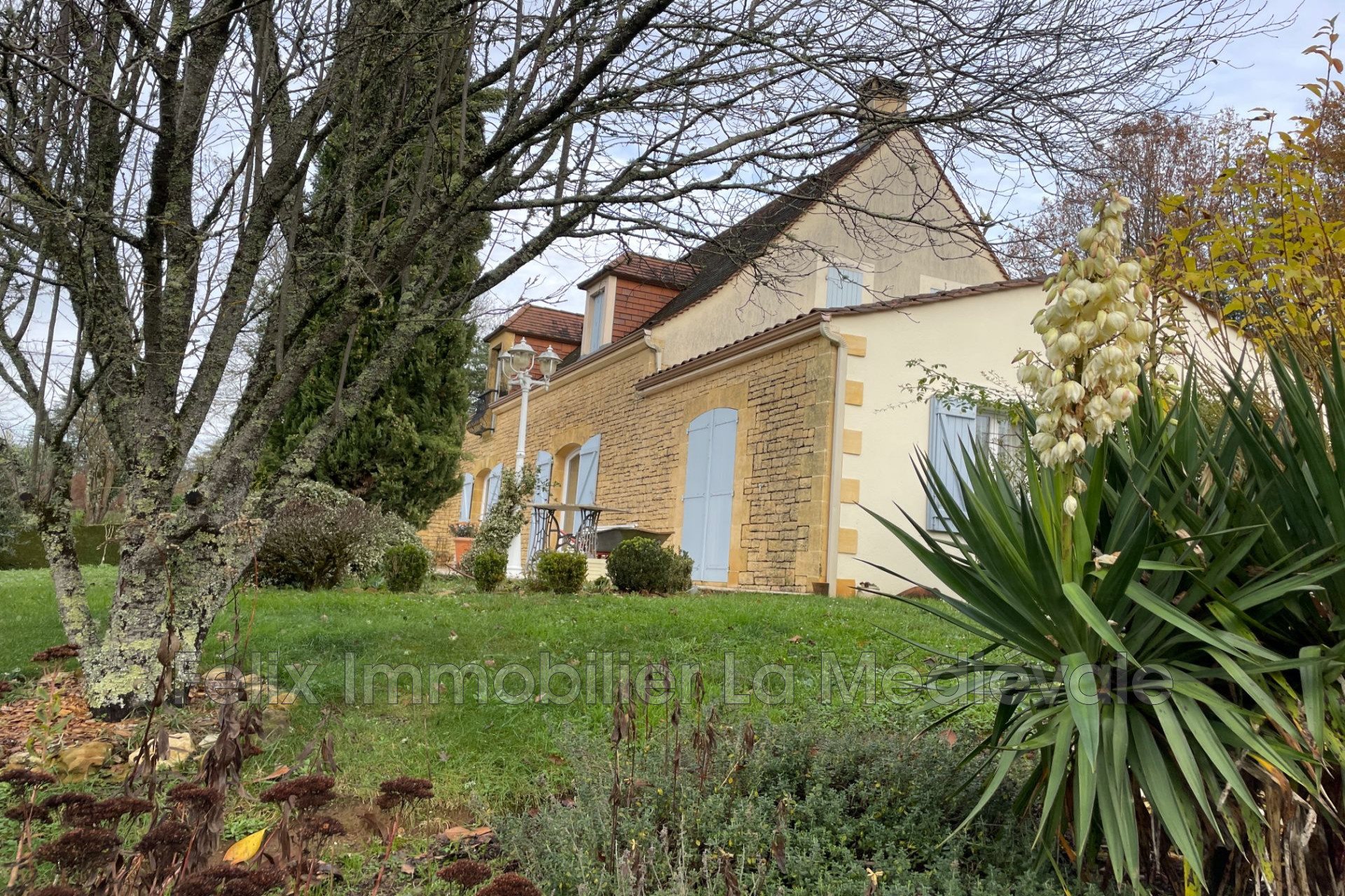 Maison à vendre, 201m², Sarlat-la-Canéda