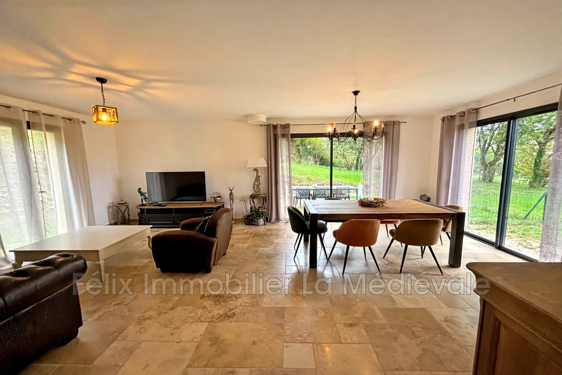 Maison à vendre, 141m², Sarlat-la-Canéda