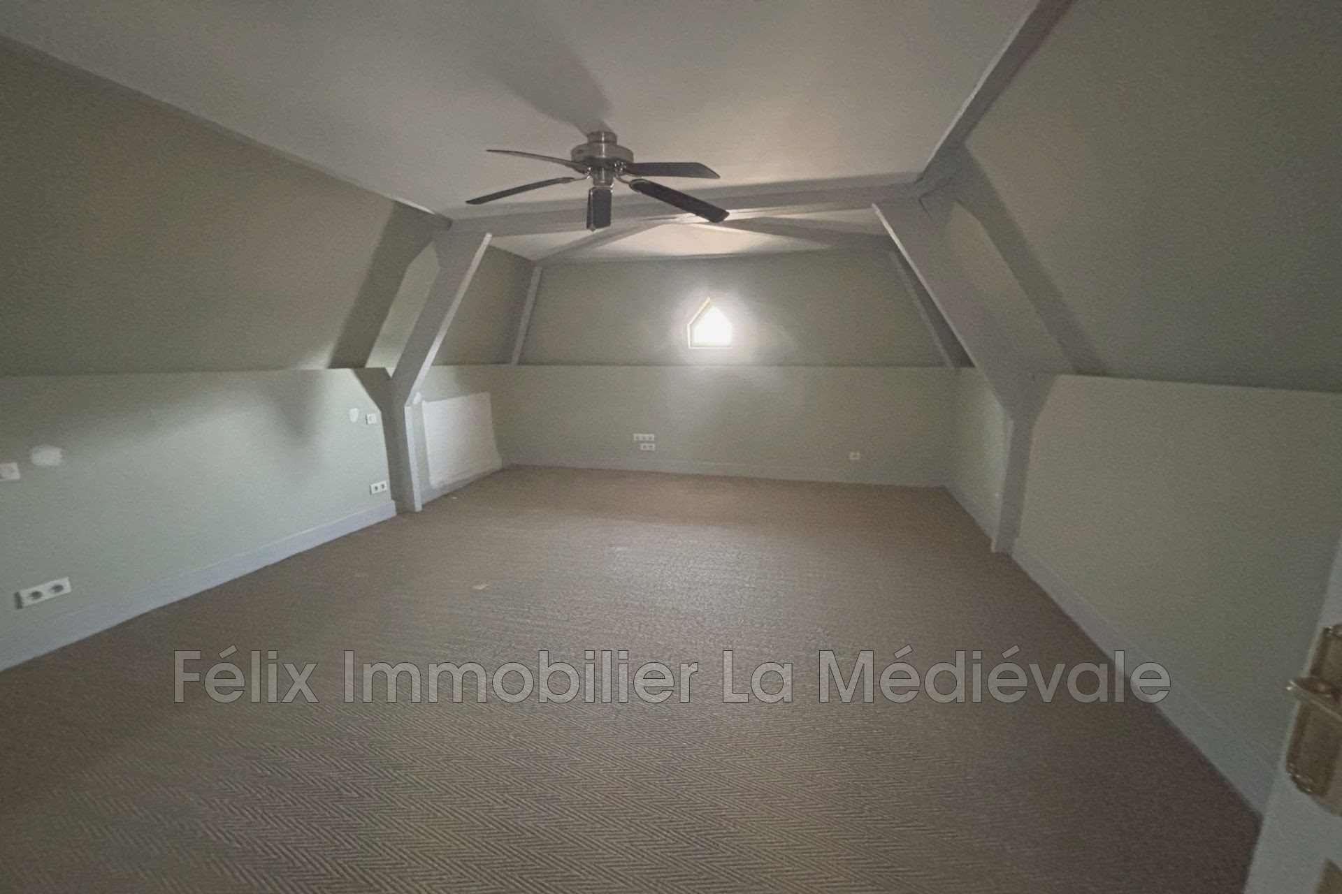 Appartement à vendre, 69m², Sarlat-la-Canéda