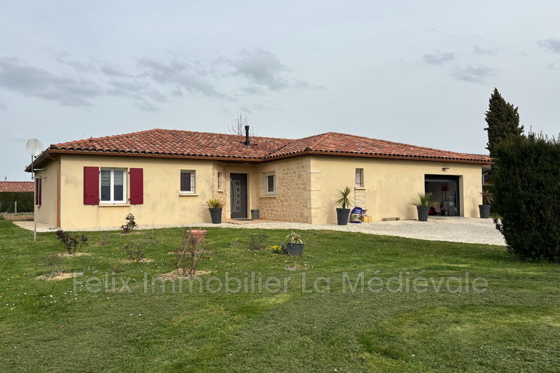 Maison à vendre, 115m², Marcillac-Saint-Quentin