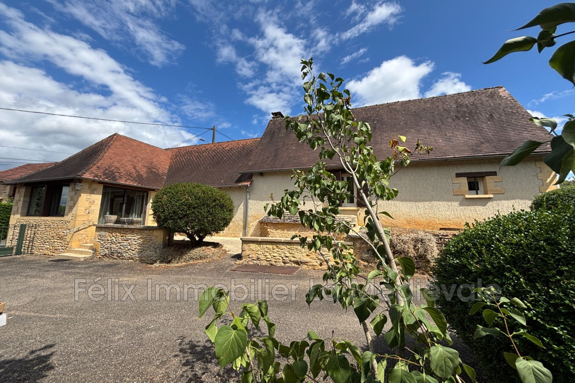 Maison à vendre, 97m², Meyrals