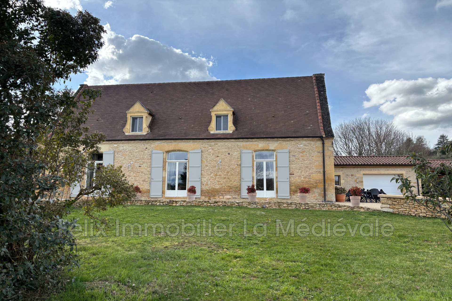Maison à vendre, 218m², Sarlat-la-Canéda