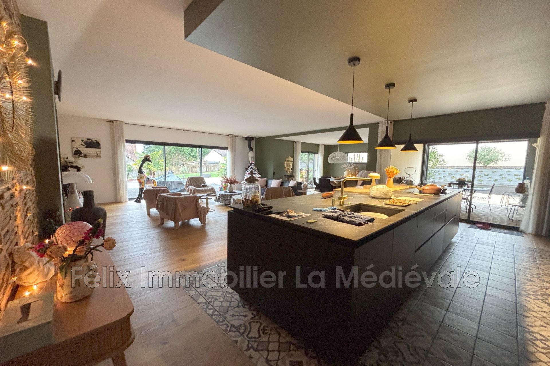 Maison à vendre, 236m², Sarlat-la-Canéda