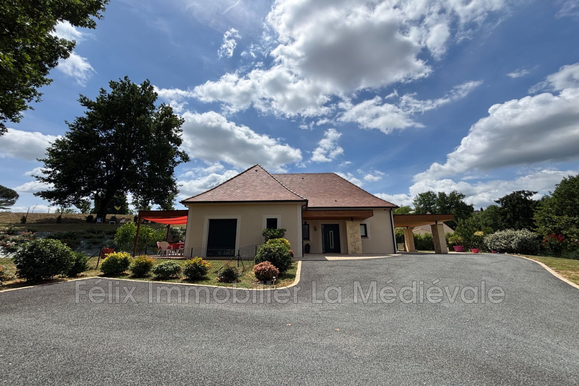 Maison à vendre, 126m², Sarlat-la-Canéda