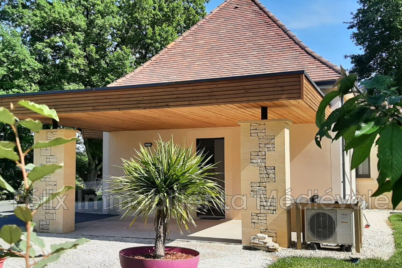 Maison à vendre, 126m², Sarlat-la-Canéda