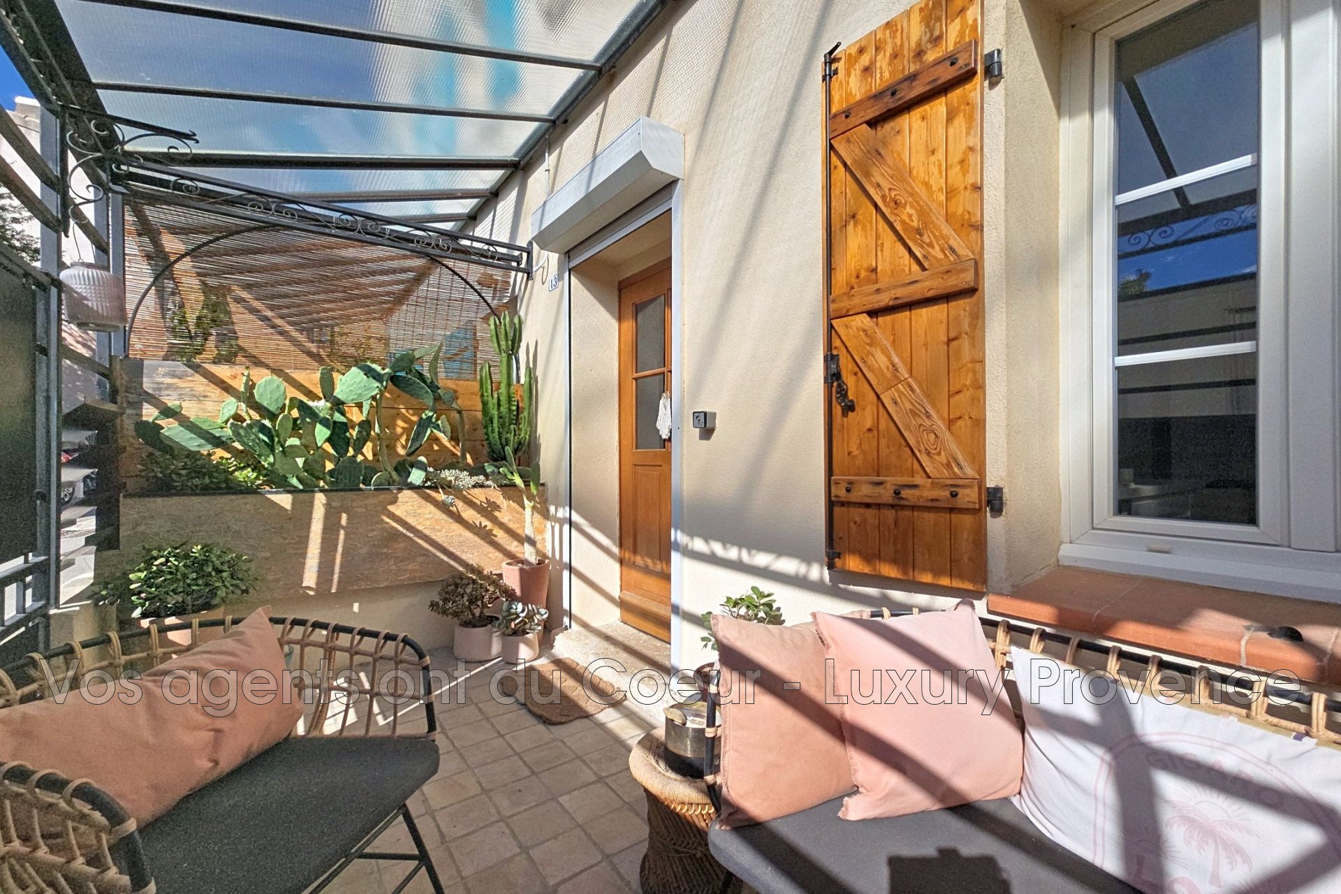 Maison à vendre, 63m², Cadolive