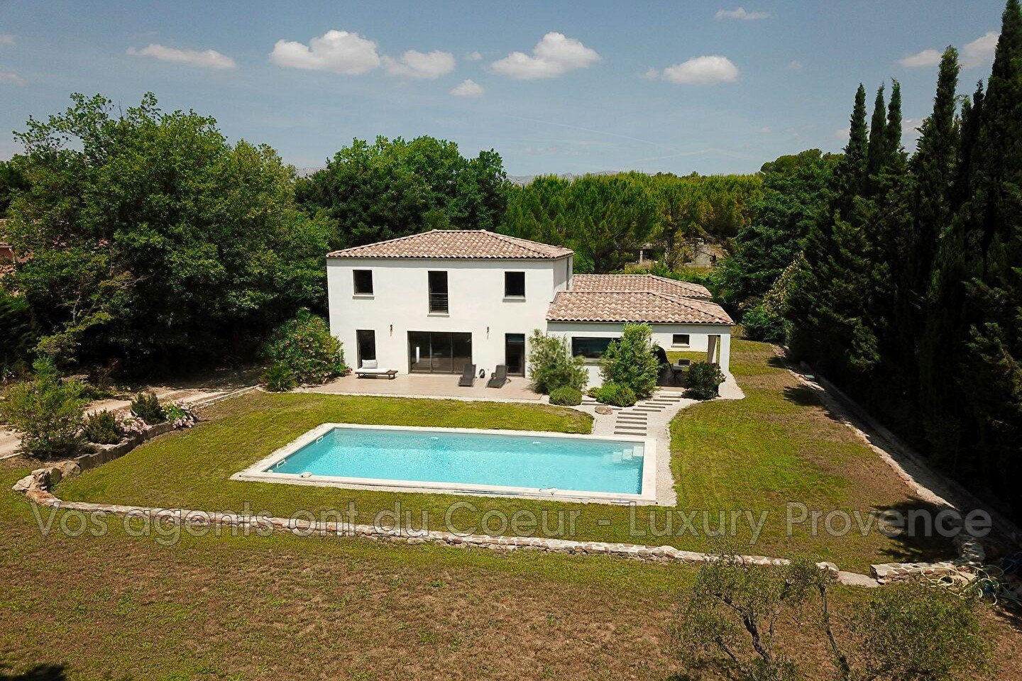 Maison à vendre, 231m², Peynier