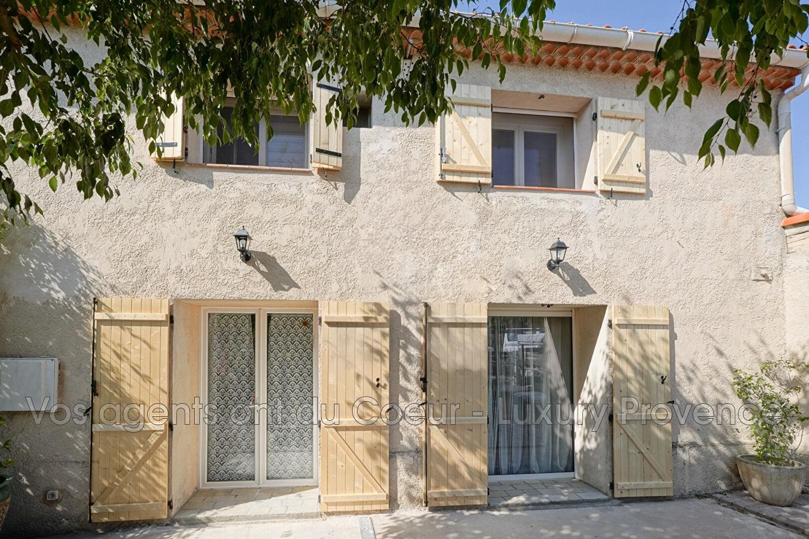 Maison à vendre, 88m², Mimet