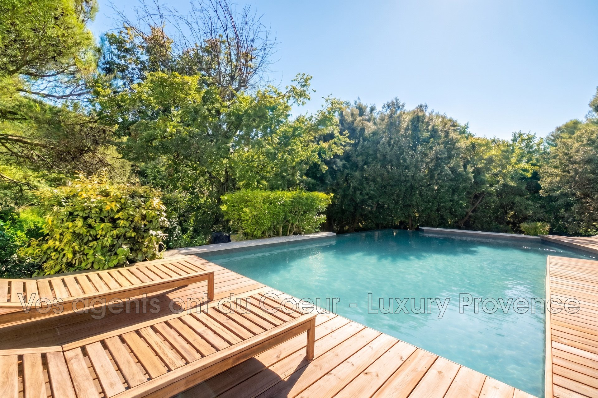 Maison à vendre, 195m², Mimet