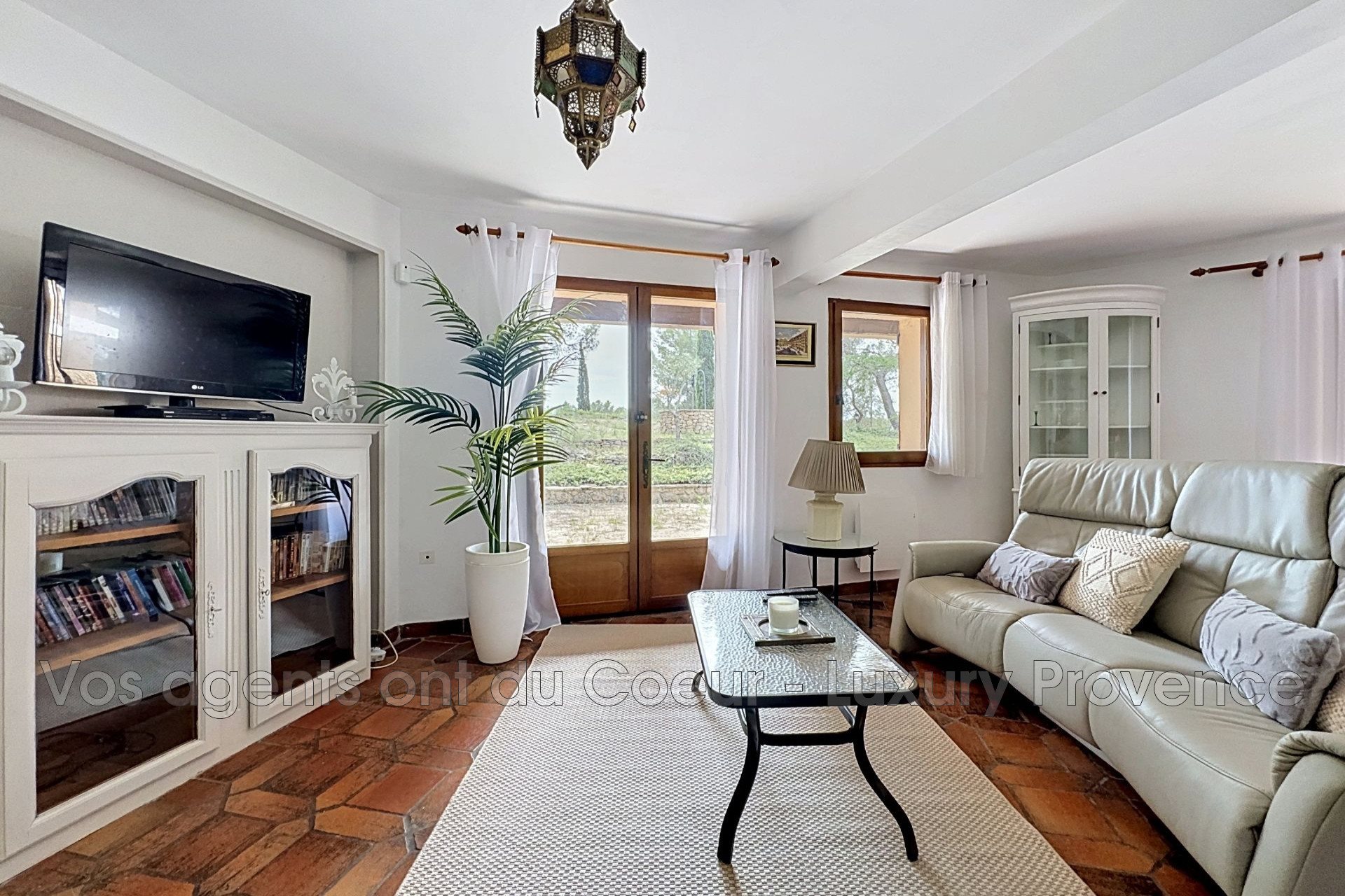 Maison à vendre, 160m², Châteauneuf-le-Rouge