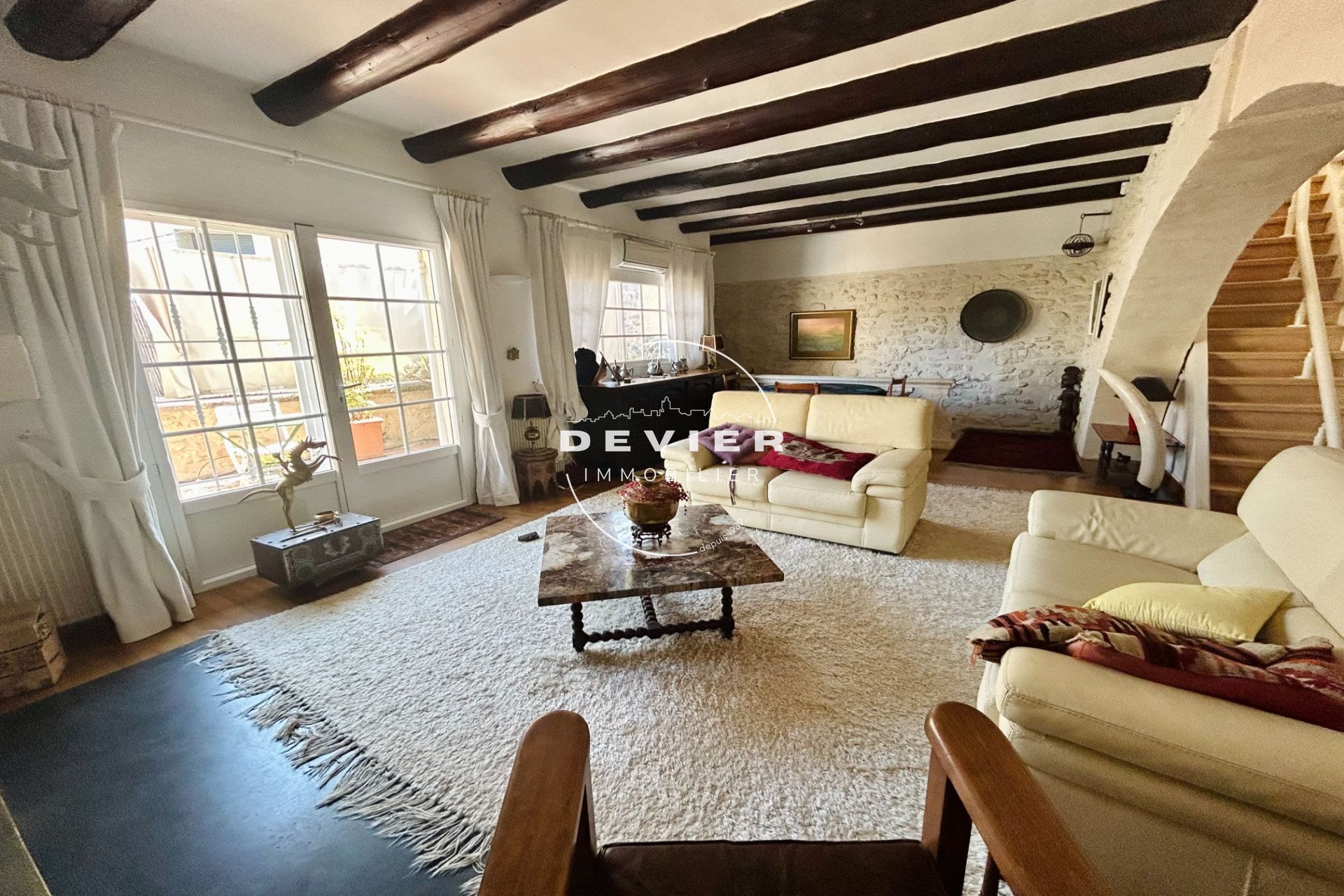 Maison à vendre, 130m², Saint-Geniès-des-Mourgues