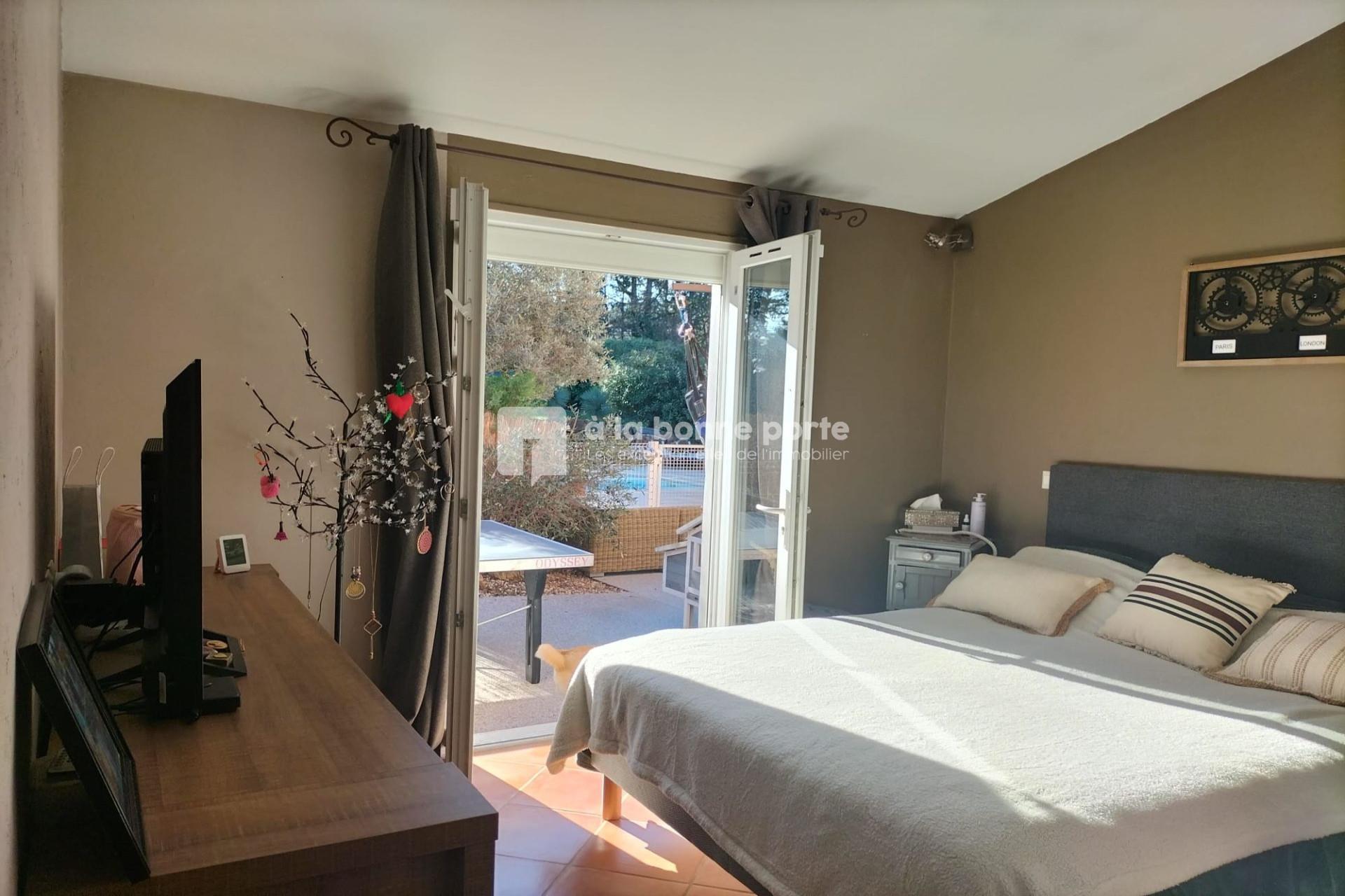 Maison à vendre, 156m², Taradeau