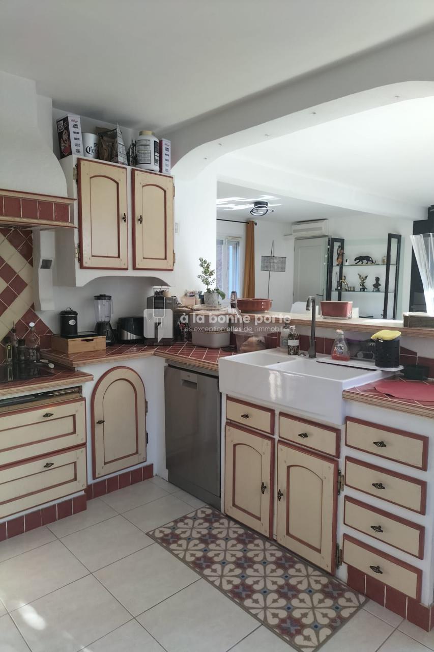 Maison à vendre, 156m², Taradeau