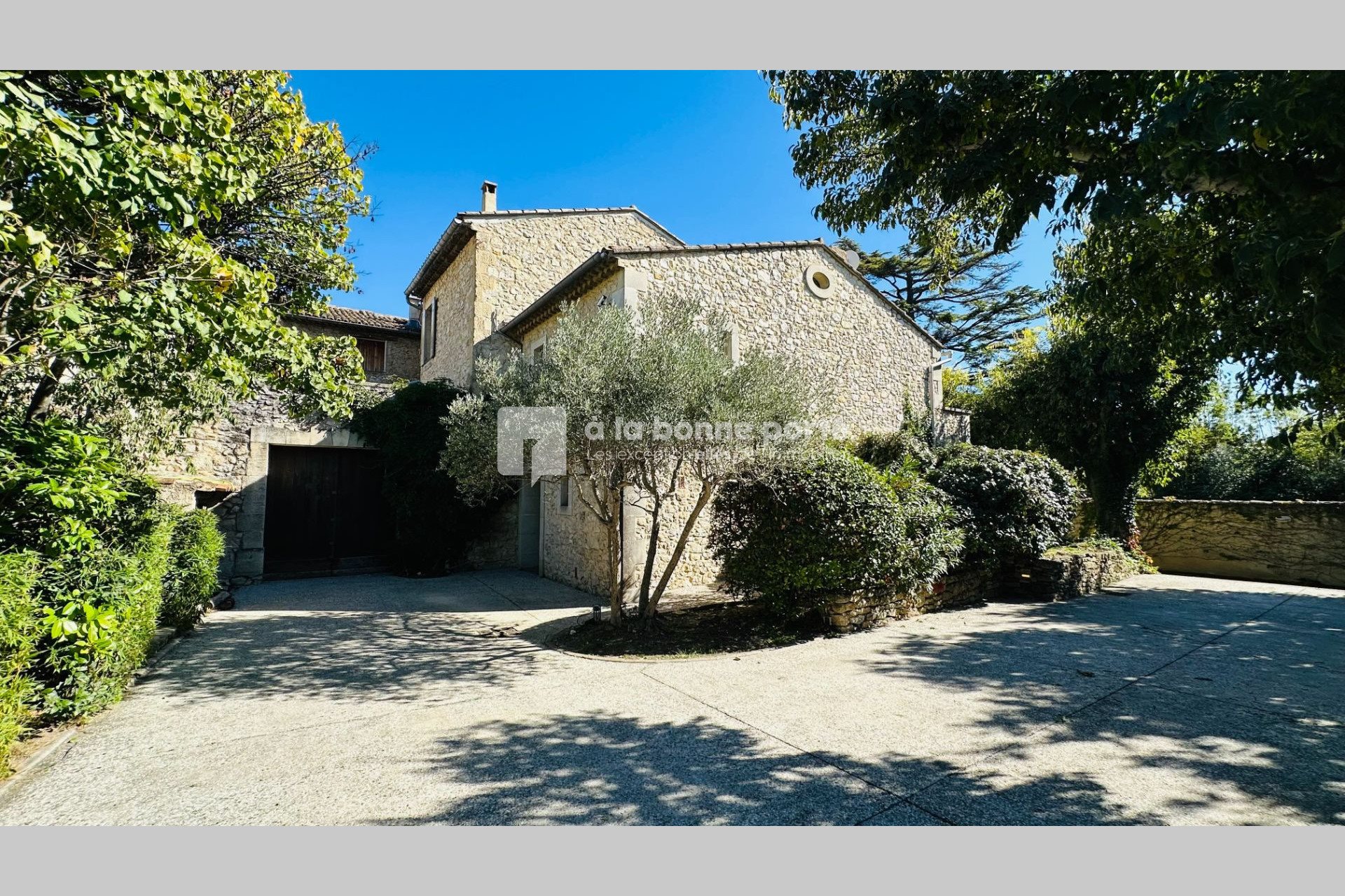 Maison à vendre, 227m², Mérindol