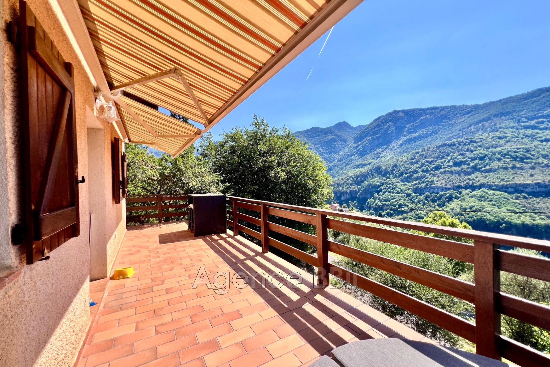 Maison à vendre, 90m², Lantosque