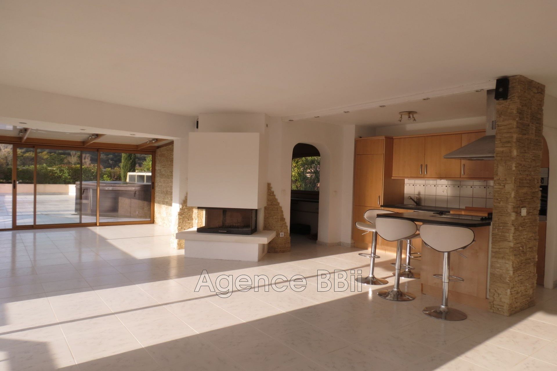 Appartement à vendre, 90m², Mandelieu-la-Napoule