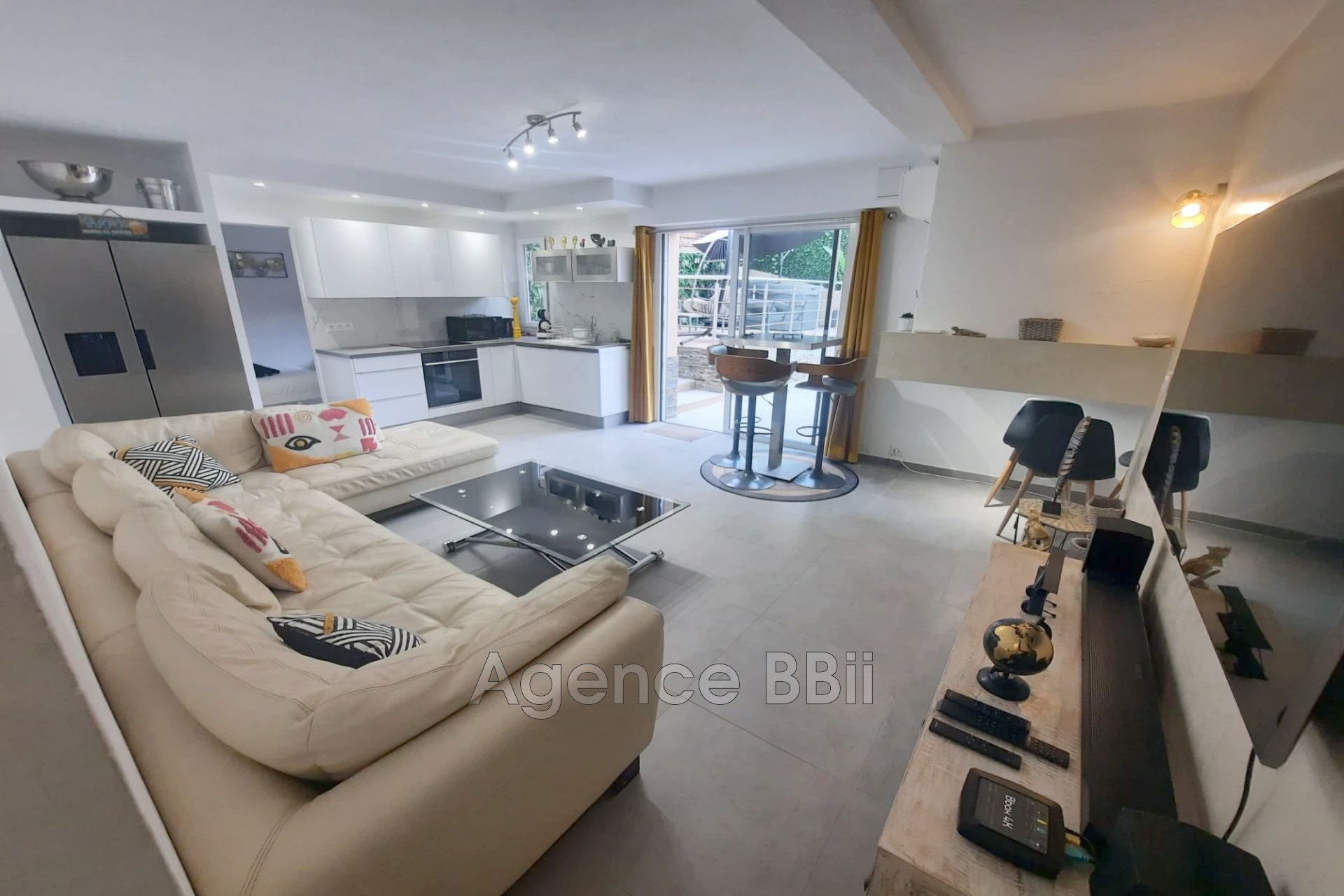Appartement à vendre, 56m², Cagnes-sur-Mer