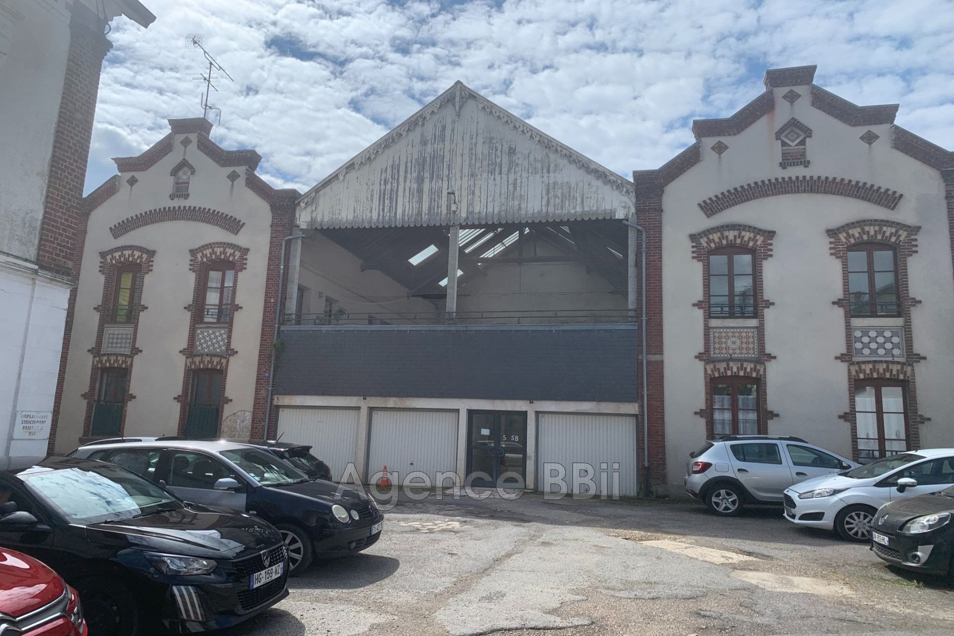 Appartement à vendre, 337m², Méru