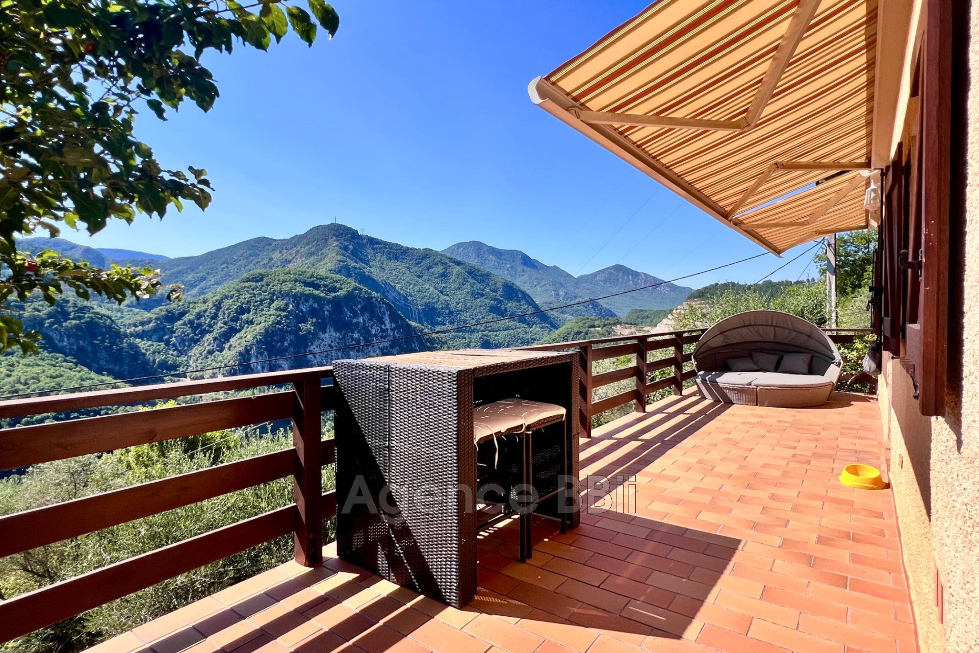 Maison à vendre, 90m², Lantosque