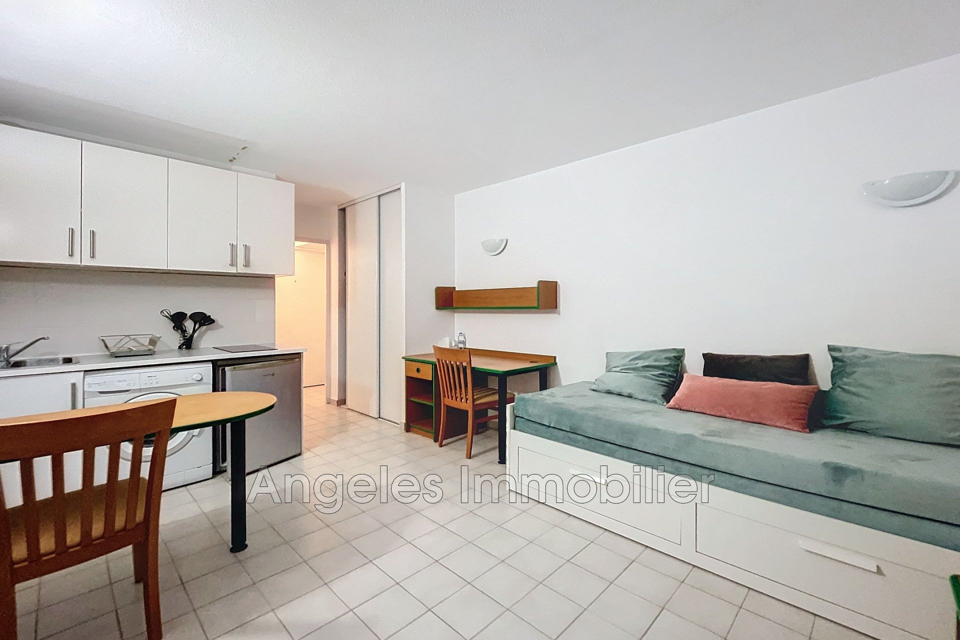 Appartement à louer, 19m², Valbonne