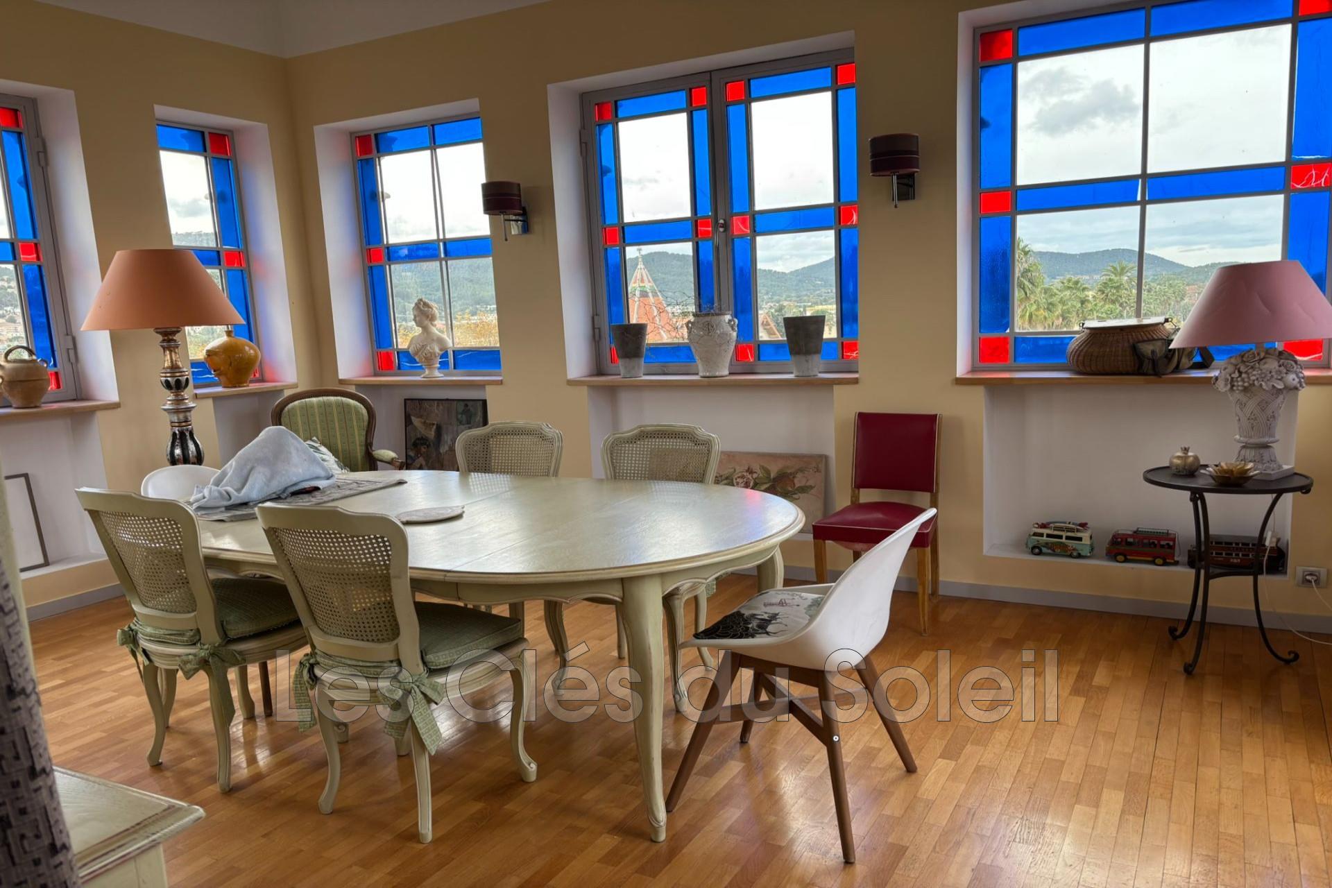 Appartement à vendre, 99m², Hyères