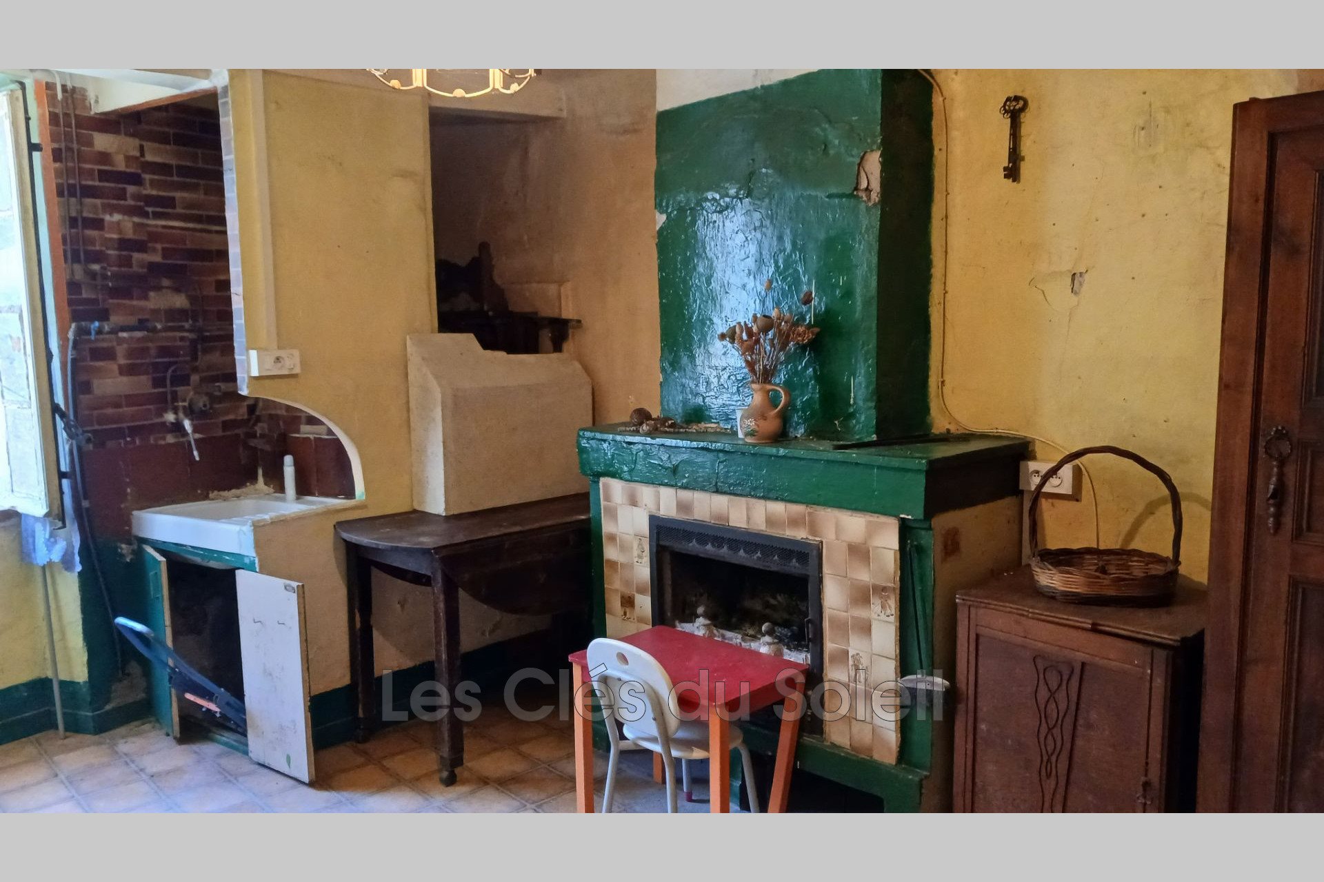 Maison à vendre, 70m², La Roquebrussanne